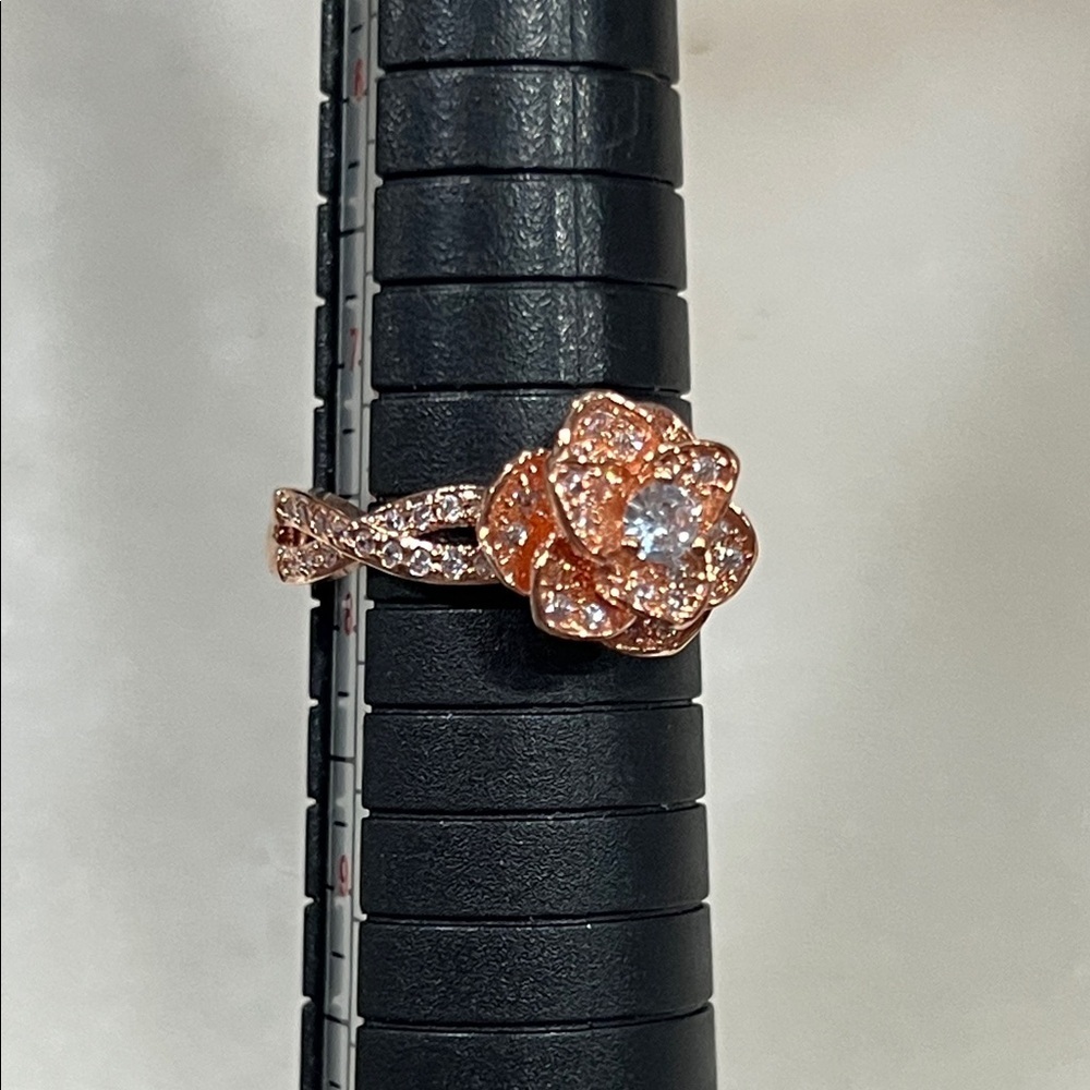 Rose Gold Floral CZ Ring - Picture 3 of 8